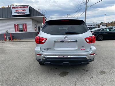 2019 Nissan Pathfinder SL   - Photo 6 - Morgantown, WV 26505