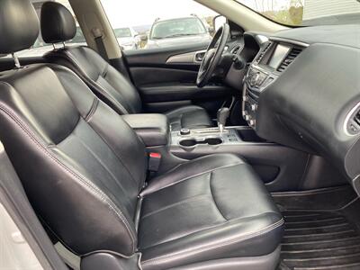 2019 Nissan Pathfinder SL   - Photo 20 - Morgantown, WV 26505