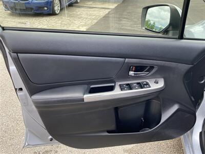 2015 Subaru Impreza 2.0i Limited - Photo 12 - Morgantown, WV 26505
