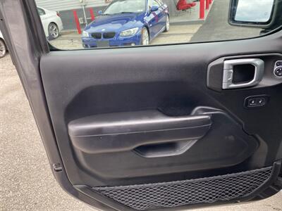 2019 Jeep Wrangler Unlimited Sport - Photo 12 - Morgantown, WV 26505