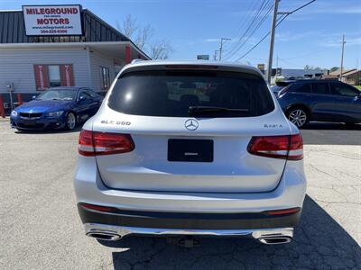 2018 Mercedes-Benz GLC GLC 300 4MATIC - Photo 6 - Morgantown, WV 26505