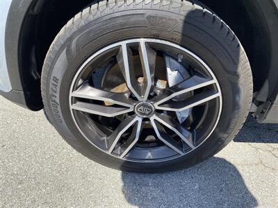 2018 Mercedes-Benz GLC GLC 300 4MATIC - Photo 9 - Morgantown, WV 26505
