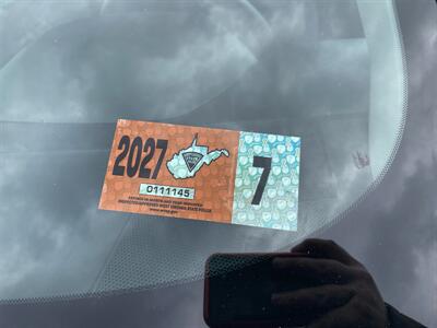 2017 Chevrolet Silverado 1500 LT   - Photo 10 - Morgantown, WV 26505