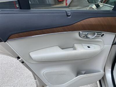 2016 Volvo XC90 T6 Inscription   - Photo 15 - Morgantown, WV 26505