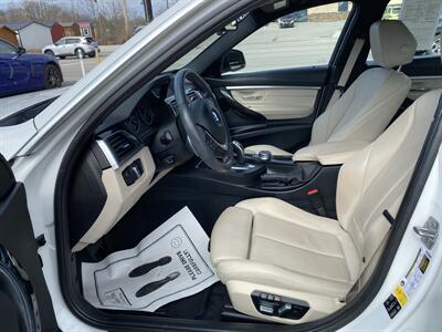 2017 BMW 330i xDrive   - Photo 13 - Morgantown, WV 26505