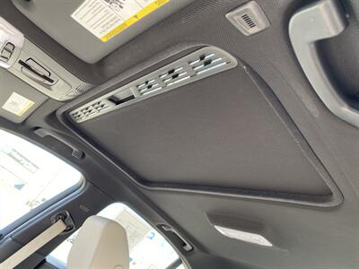 2017 BMW 330i xDrive   - Photo 23 - Morgantown, WV 26505