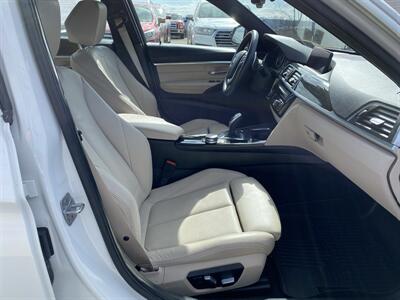 2017 BMW 330i xDrive   - Photo 21 - Morgantown, WV 26505