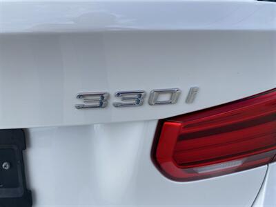 2017 BMW 330i xDrive   - Photo 7 - Morgantown, WV 26505