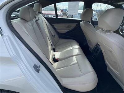 2017 BMW 330i xDrive   - Photo 19 - Morgantown, WV 26505