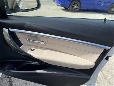 2017 BMW 330i xDrive   - Photo 22 - Morgantown, WV 26505