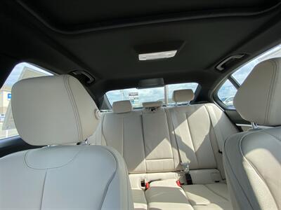 2017 BMW 330i xDrive   - Photo 31 - Morgantown, WV 26505