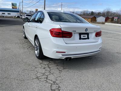 2017 BMW 330i xDrive   - Photo 9 - Morgantown, WV 26505
