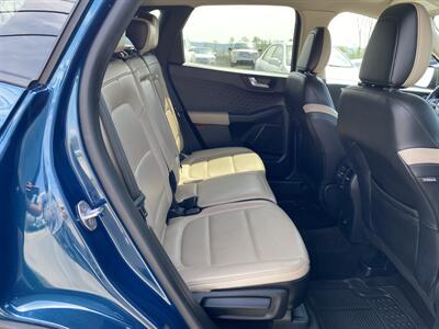 2020 Ford Escape SEL   - Photo 16 - Morgantown, WV 26505