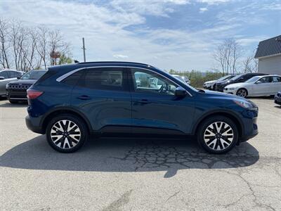 2020 Ford Escape SEL   - Photo 4 - Morgantown, WV 26505