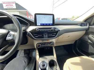 2020 Ford Escape SEL   - Photo 26 - Morgantown, WV 26505