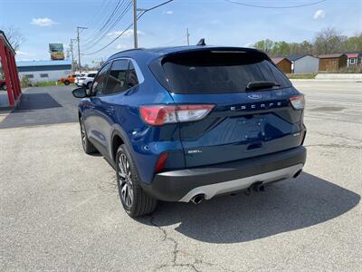 2020 Ford Escape SEL   - Photo 7 - Morgantown, WV 26505