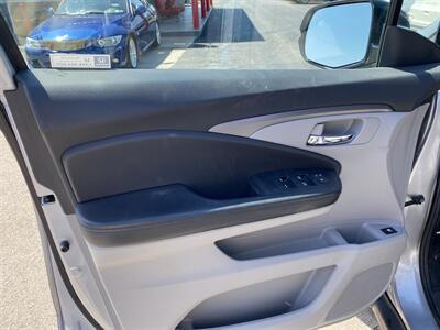 2021 Honda Pilot EX   - Photo 12 - Morgantown, WV 26505