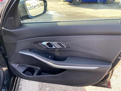 2021 BMW 330i xDrive   - Photo 21 - Morgantown, WV 26505
