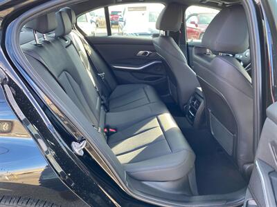 2021 BMW 330i xDrive   - Photo 18 - Morgantown, WV 26505
