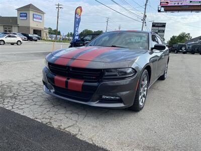 2017 Dodge Charger SXT   - Photo 1 - Morgantown, WV 26505