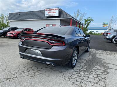2017 Dodge Charger SXT   - Photo 5 - Morgantown, WV 26505