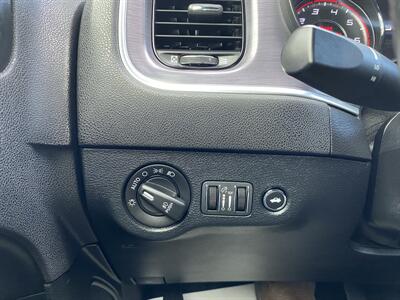 2017 Dodge Charger SXT   - Photo 23 - Morgantown, WV 26505