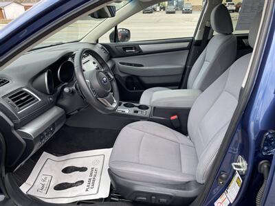 2019 Subaru Outback 2.5i Premium   - Photo 11 - Morgantown, WV 26505