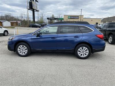 2019 Subaru Outback 2.5i Premium   - Photo 8 - Morgantown, WV 26505