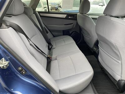2019 Subaru Outback 2.5i Premium   - Photo 16 - Morgantown, WV 26505