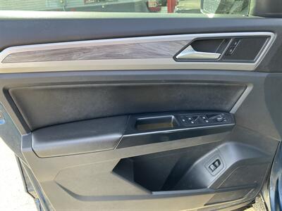 2020 Volkswagen Atlas Cross Sport SE 4Motion   - Photo 14 - Morgantown, WV 26505