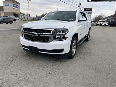 2019 Chevrolet Suburban LT   - Photo 1 - Morgantown, WV 26505