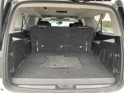 2019 Chevrolet Suburban LT   - Photo 16 - Morgantown, WV 26505