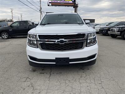 2019 Chevrolet Suburban LT   - Photo 2 - Morgantown, WV 26505