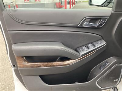 2019 Chevrolet Suburban LT   - Photo 12 - Morgantown, WV 26505
