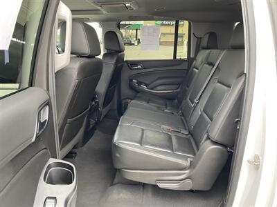 2019 Chevrolet Suburban LT   - Photo 13 - Morgantown, WV 26505