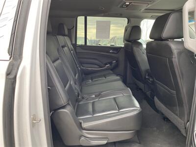 2019 Chevrolet Suburban LT   - Photo 17 - Morgantown, WV 26505