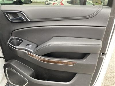 2019 Chevrolet Suburban LT   - Photo 18 - Morgantown, WV 26505