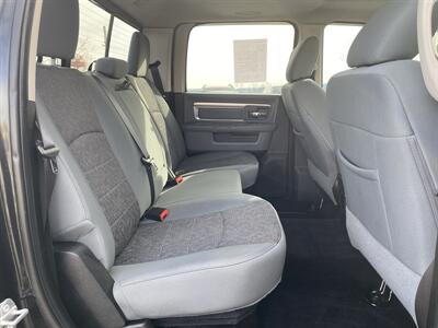 2016 RAM 1500 BIG HORN   - Photo 15 - Morgantown, WV 26505