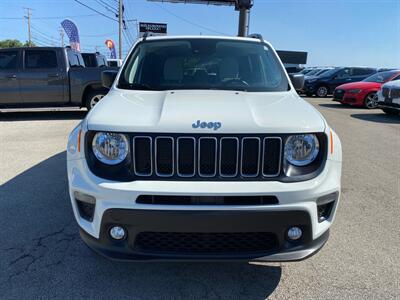 2022 Jeep Renegade Latitude   - Photo 2 - Morgantown, WV 26505