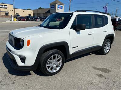 2022 Jeep Renegade Latitude   - Photo 1 - Morgantown, WV 26505