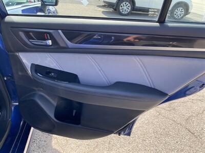 2017 Subaru Legacy 2.5i Sport   - Photo 17 - Morgantown, WV 26505