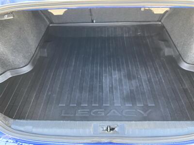 2017 Subaru Legacy 2.5i Sport   - Photo 15 - Morgantown, WV 26505
