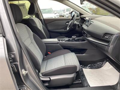 2023 Nissan Rogue SV   - Photo 18 - Morgantown, WV 26505