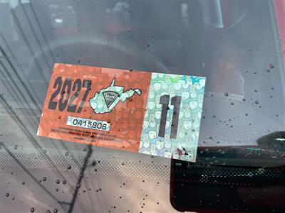 2018 Jeep Wrangler Unlimited Sahara   - Photo 12 - Morgantown, WV 26505