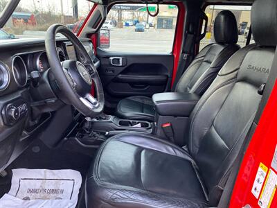 2018 Jeep Wrangler Unlimited Sahara   - Photo 13 - Morgantown, WV 26505