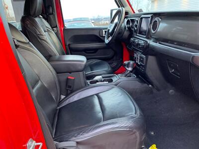 2018 Jeep Wrangler Unlimited Sahara   - Photo 20 - Morgantown, WV 26505