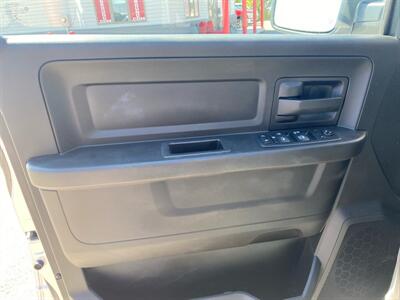 2018 RAM 1500 Tradesman   - Photo 11 - Morgantown, WV 26505