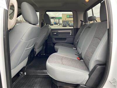 2017 RAM 1500 SLT   - Photo 15 - Morgantown, WV 26505