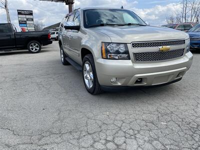 2013 Chevrolet Suburban LT   - Photo 3 - Morgantown, WV 26505