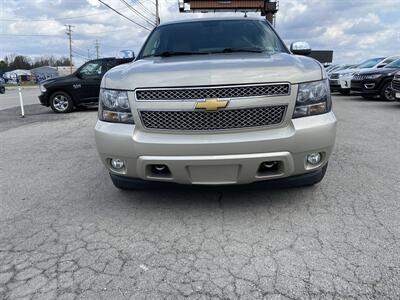 2013 Chevrolet Suburban LT   - Photo 2 - Morgantown, WV 26505